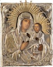 Ikony Cztery ikony: Matki Boskiej Włodzimierskiej, Matki Boskiej Tichwińskiej, Chrystusa Pantokratora i Świąteczna